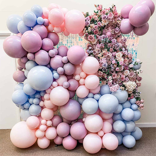 Load image into Gallery viewer, Balloon Cluster Wall Toronto
